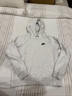 Nike Women's Heather Gray Pullover Hoodie